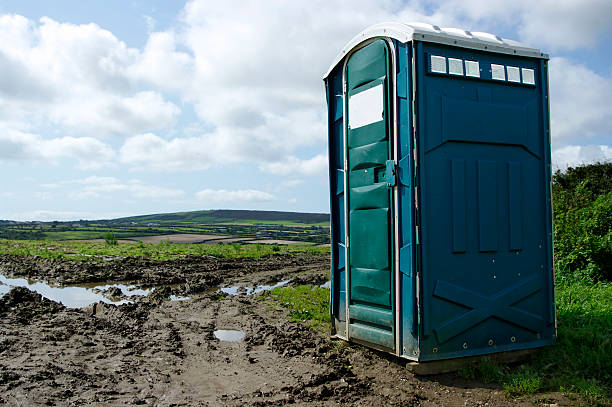 Best VIP or Luxury Restroom Trailers  in New Cumberland, WV